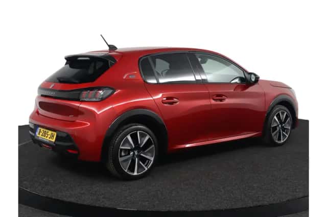 Peugeot e-208 (2022) thumbnail 2