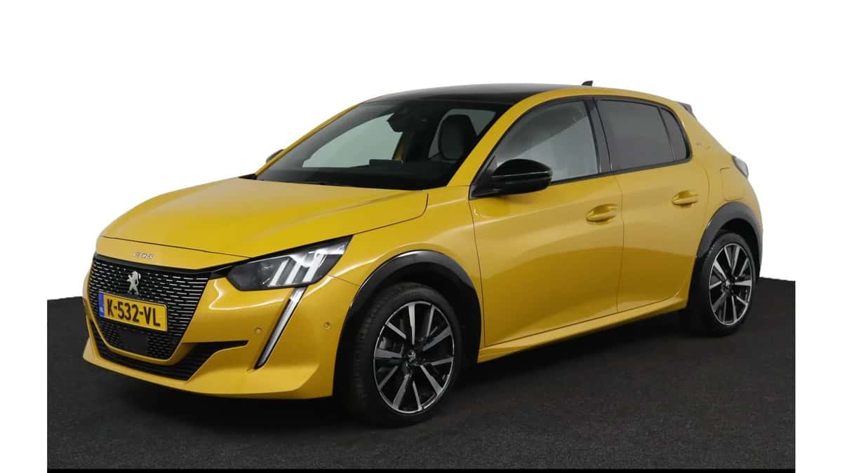Peugeot 208 (2021) — foto 1