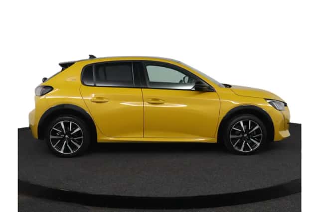 Peugeot 208 (2021) thumbnail 13