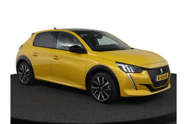 Peugeot 208 (2021) thumbnail 14
