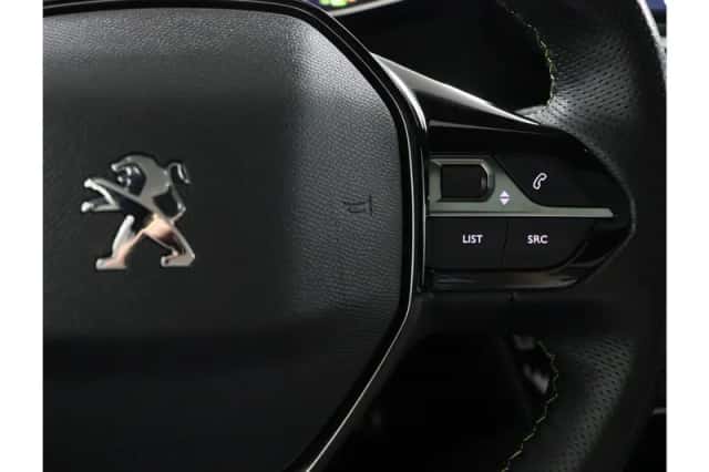 Peugeot 208 (2021) thumbnail 17