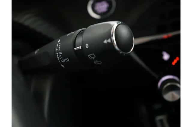 Peugeot 208 (2021) thumbnail 24