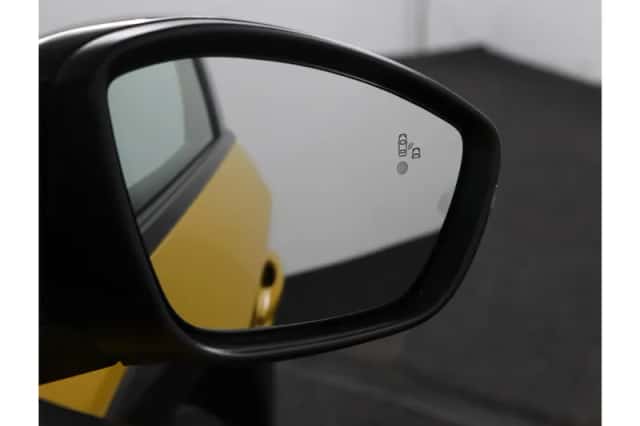 Peugeot 208 (2021) thumbnail 34
