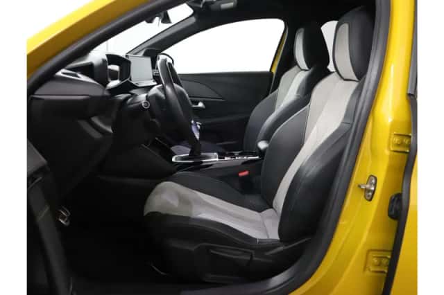 Peugeot 208 (2021) thumbnail 5