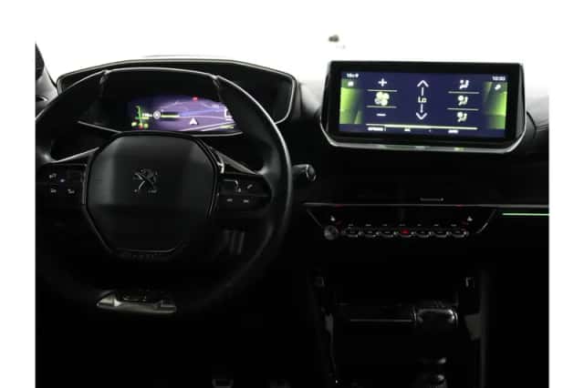 Peugeot 208 (2021) thumbnail 51