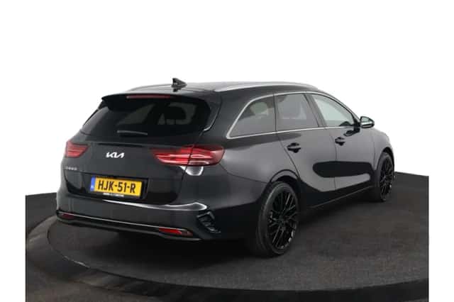Kia Ceed Sportswagon (2025) thumbnail 2