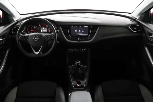 Opel Grandland X (2019) thumbnail 4