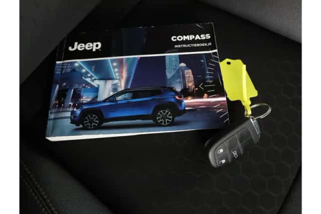 Jeep Compass (2021) thumbnail 11