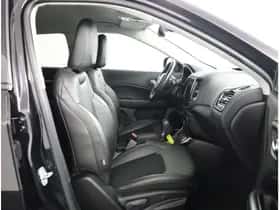 Jeep Compass (2021) thumbnail 18