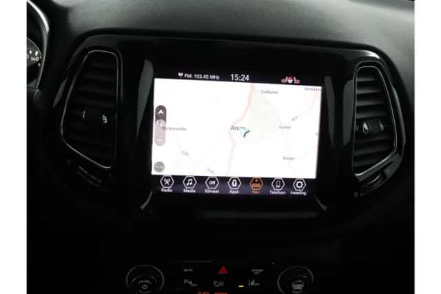 Jeep Compass (2021) thumbnail 21