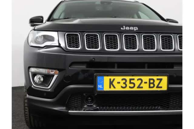 Jeep Compass (2021) thumbnail 30