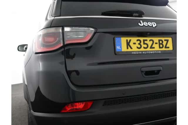 Jeep Compass (2021) thumbnail 40