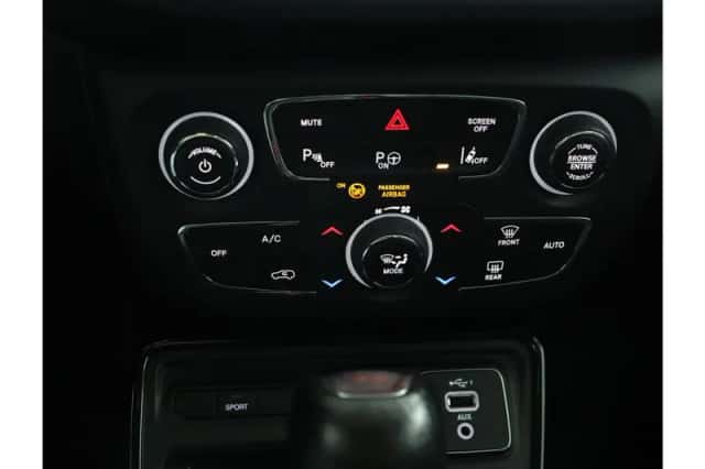 Jeep Compass (2021) thumbnail 8