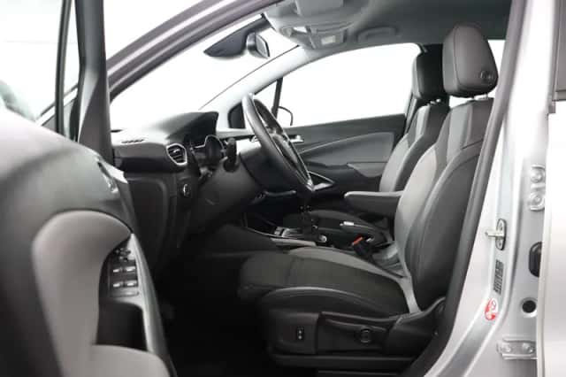 Opel Crossland X (2019) thumbnail 5