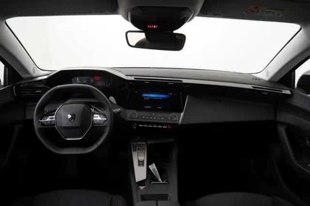 Peugeot e-308 (2026) thumbnail 4