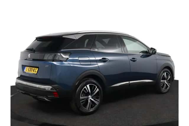 Peugeot 3008 (2021) thumbnail 2