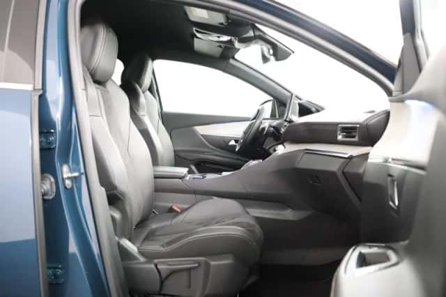 Peugeot 3008 (2021) thumbnail 19