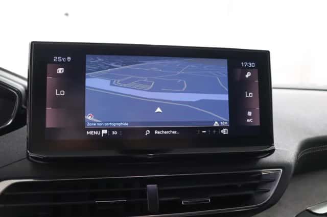 Peugeot 3008 (2021) thumbnail 23