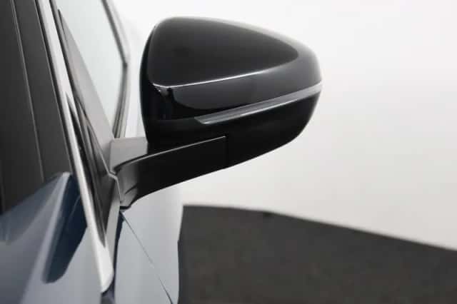 Peugeot 3008 (2021) thumbnail 31