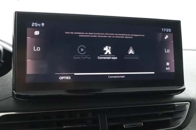 Peugeot 3008 (2021) thumbnail 42