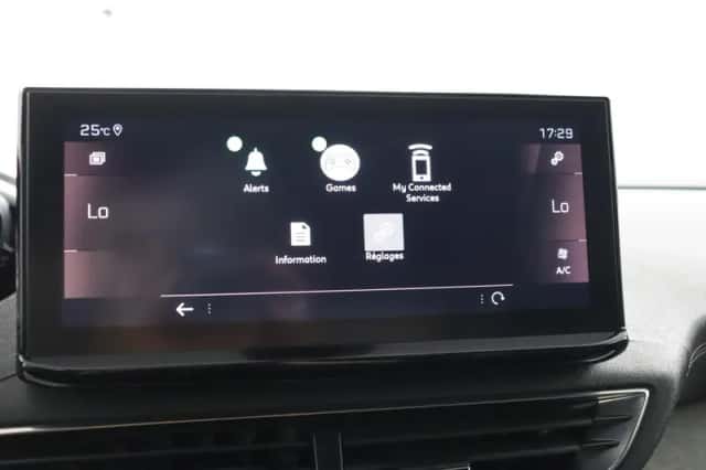 Peugeot 3008 (2021) thumbnail 46