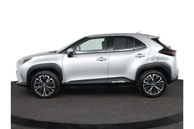Toyota Yaris Cross (2021) thumbnail 3