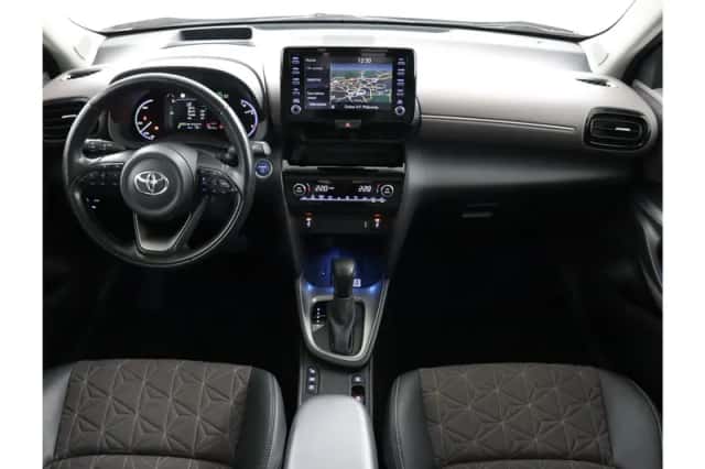 Toyota Yaris Cross (2021) thumbnail 4