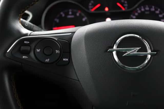 Opel Crossland X (2020) thumbnail 15