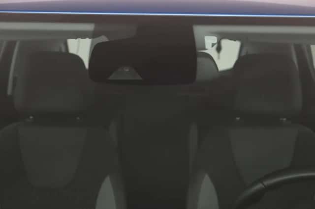 Opel Crossland X (2020) thumbnail 31