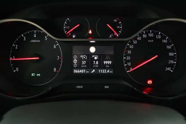 Opel Crossland X (2020) thumbnail 5