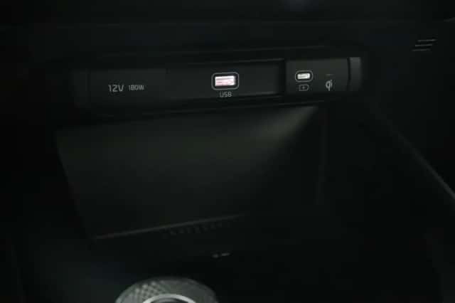 Kia Niro (2024) thumbnail 60