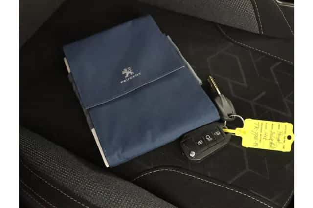 Peugeot 2008 (2018) thumbnail 11