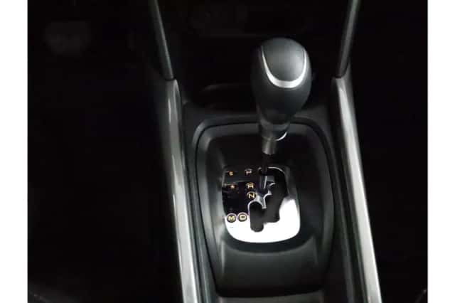 Peugeot 2008 (2018) thumbnail 20