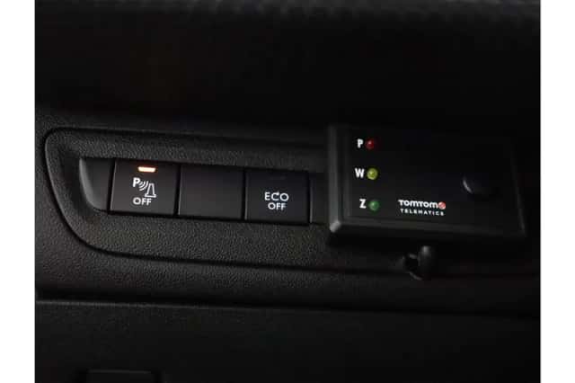 Peugeot 2008 (2018) thumbnail 25