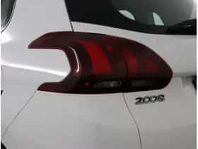 Peugeot 2008 (2018) thumbnail 35