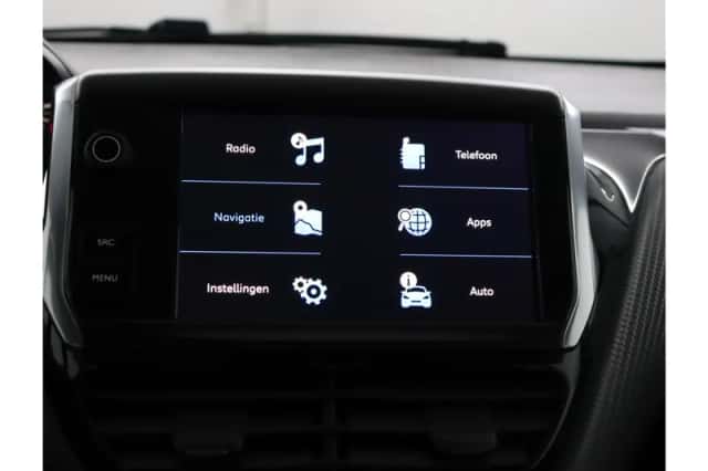 Peugeot 2008 (2018) thumbnail 42