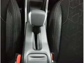 Peugeot 2008 (2018) thumbnail 47
