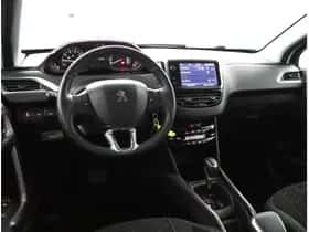 Peugeot 2008 (2018) thumbnail 49