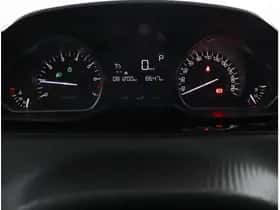 Peugeot 2008 (2018) thumbnail 7