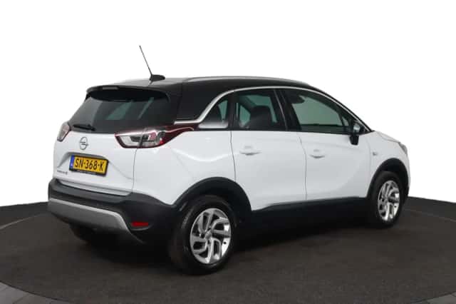 Opel Crossland X (2018) thumbnail 2