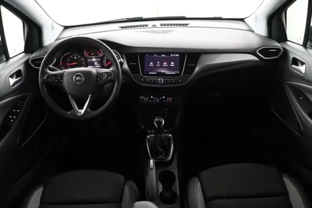 Opel Crossland X (2018) thumbnail 4