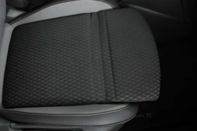 Opel Crossland X (2018) thumbnail 35