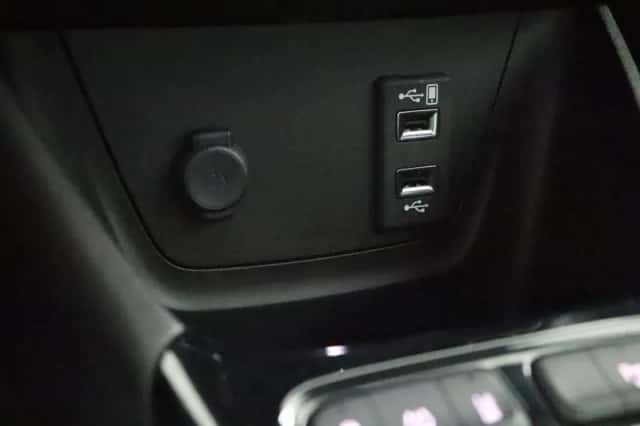 Opel Crossland X (2018) thumbnail 42