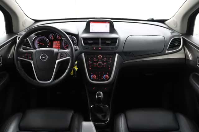Opel Mokka (2015) thumbnail 4
