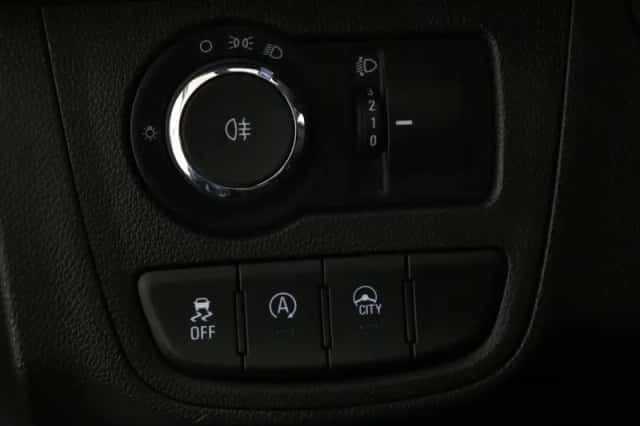 Opel Karl (2017) thumbnail 23