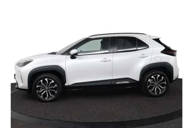 Toyota Yaris Cross (2023) thumbnail 3