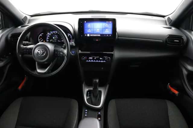 Toyota Yaris Cross (2023) thumbnail 4