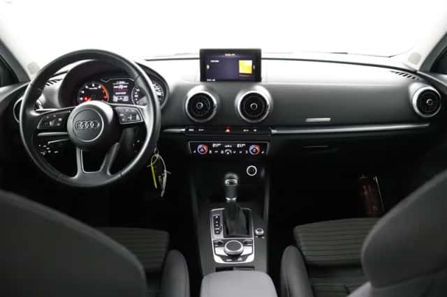 Audi A3 (2020) thumbnail 4