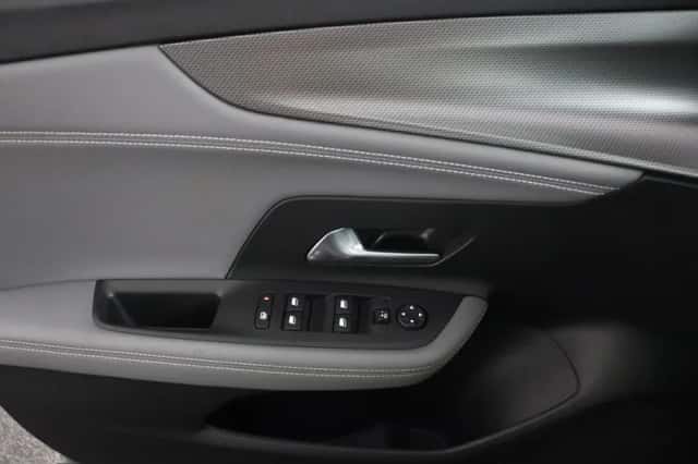 Opel Mokka (2021) thumbnail 37
