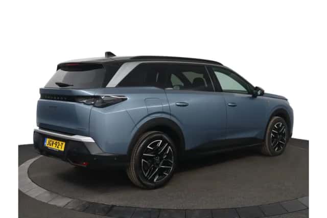 Peugeot 5008 (2025) thumbnail 2